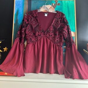 VENUS Burgundy Lace Bell Sleeve Blouse